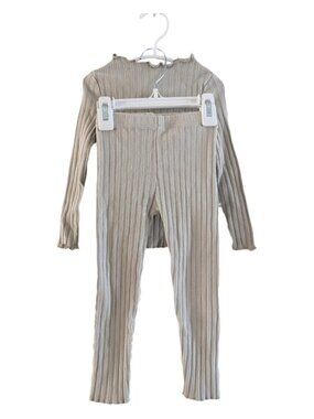 Rylee & Crew Sage Green Lettuce Hem Legging and Long Sleeve Shirt Set 3T